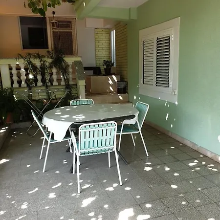 Rosa Apartment Zadar